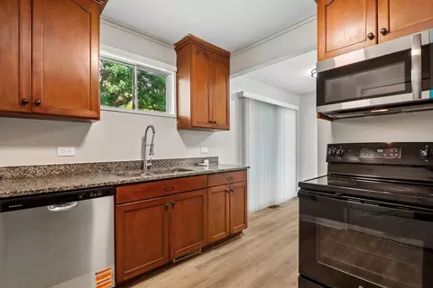 Kitchen - 16432 Sawyer Ave, Markham, IL 60428 photo 1 of 3