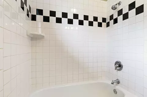 Bath - 16432 Sawyer Ave, Markham, IL 60428 photo 2 of 2