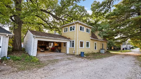 Exterior - 506 N Genesee St, Morrison, IL 61270 photo 3 of 4