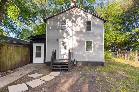 2737 Cannon St, Rockford, IL 61109