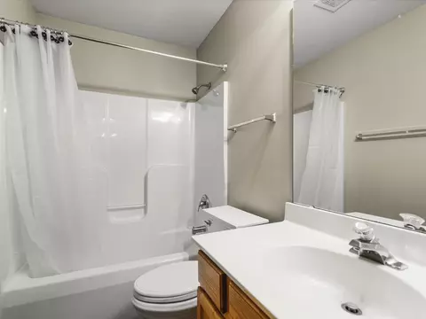 Bath - Undisclosed, Winnebago, IL 61088 photo 3 of 3