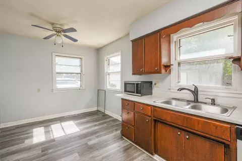 Kitchen - 140 Section Line Rd, Manteno, IL 60950 photo 3 of 4