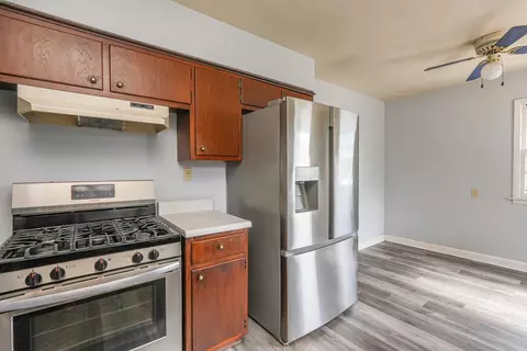 Kitchen - 140 Section Line Rd, Manteno, IL 60950 photo 4 of 4