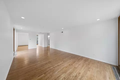 Living - 1473 E Park Pl, Chicago, IL 60637 photo 3 of 9