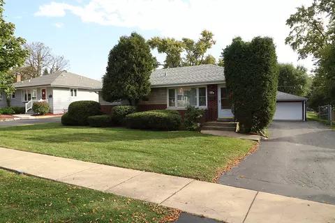 15 8th St, Downers Grove, IL 60515