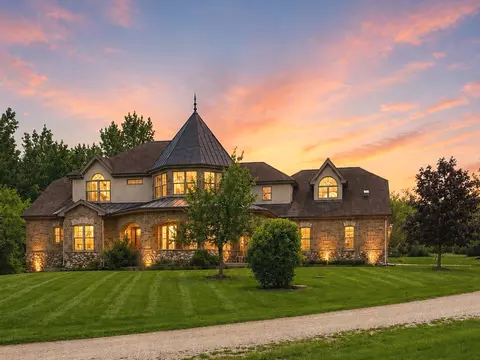 15309 Kishwaukee Valley Rd, Woodstock, IL 60098