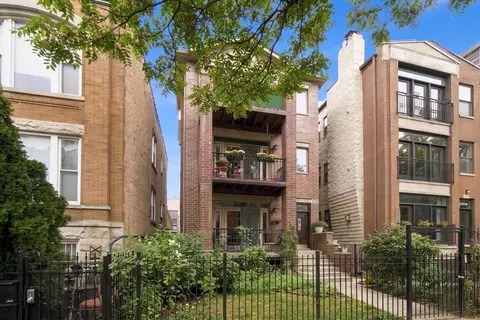 2710 W Thomas St #2, Chicago, IL 60622