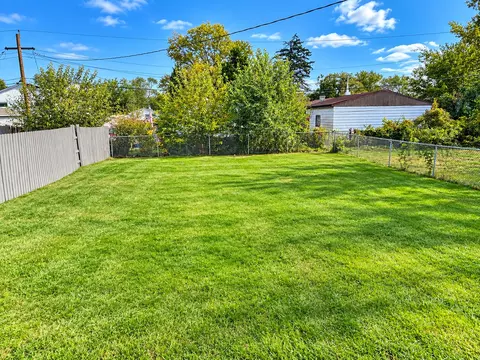 Exterior - 16549 Winchester Ave, Markham, IL 60428 photo 2 of 3
