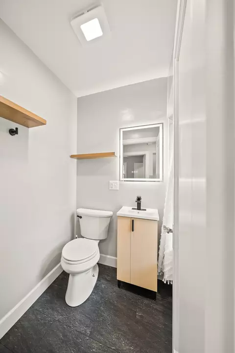 Bath - 2421 14th Ave, Moline, IL 61265 photo 1 of 2