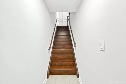 Entry Way - 400 E Kensington Rd #B, Mount Prospect, IL 60056 photo 1 of 1
