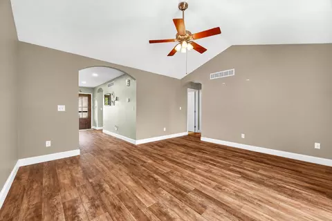 Living - 397 E Clay St, El Paso, IL 61738 photo 3 of 3