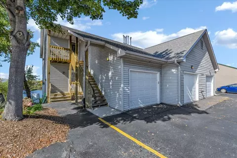7280 N Alpine Rd #2, Loves Park, IL 61111