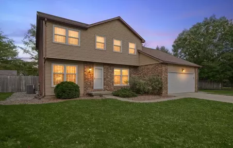 2404 Provine Cir, Urbana, IL 61801