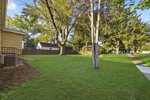 Exterior - 502 S 3rd St, West Dundee, IL 60118 photo 2 of 4