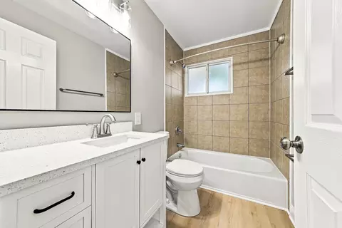 Bath - 502 S 3rd St, West Dundee, IL 60118 photo 1 of 1
