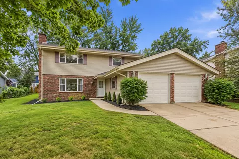 1134 Pinehurst Ln, Schaumburg, IL 60193