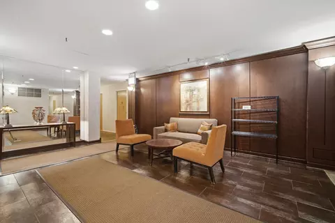 Other - Undisclosed, Glenview, IL 60025 photo 1 of 2