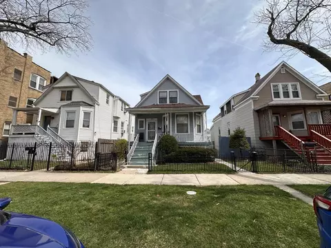 4251 N Whipple St, Chicago, IL 60618