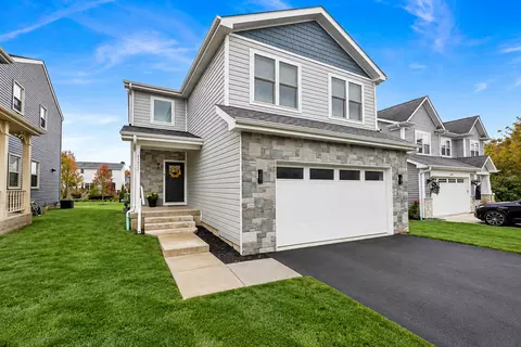 23455 N Overhill Dr, Lake Zurich, IL 60047
