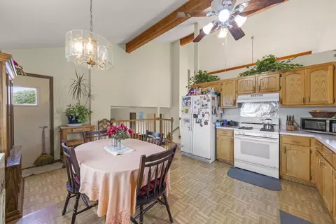 Kitchen - Undisclosed, Tinley Park, IL 60477 photo 2 of 2