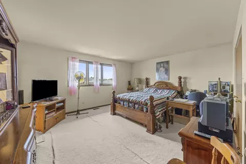 Bedroom - Undisclosed, Tinley Park, IL 60477 photo 2 of 3