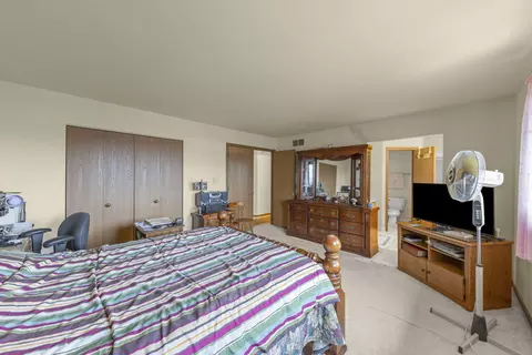 Bedroom - Undisclosed, Tinley Park, IL 60477 photo 1 of 3