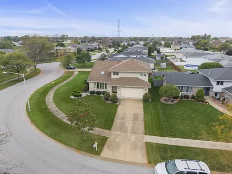 View/Area - Undisclosed, Tinley Park, IL 60477 photo 1 of 12