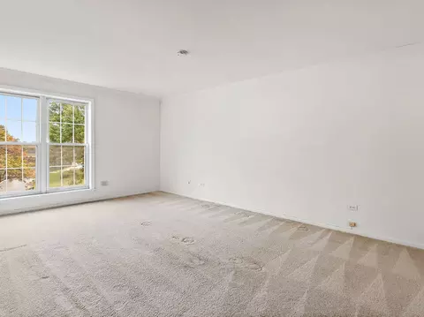 Other - 5601 Carriageway Dr #212B, Rolling Meadows, IL 60008 photo 2 of 4