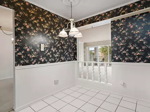 Dining - 5601 Carriageway Dr #212B, Rolling Meadows, IL 60008 photo 1 of 2