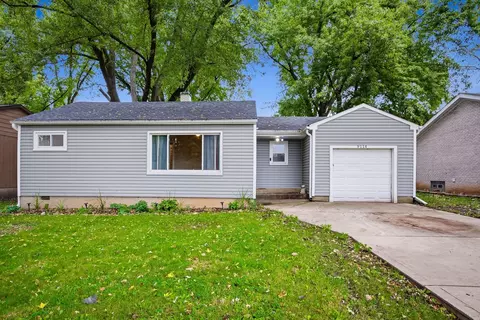 9114 Pine Ave, Wonder Lake, IL 60097