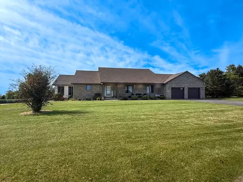 Exterior - 1295 Locust Rd, Lee, IL 60530 photo 5 of 6
