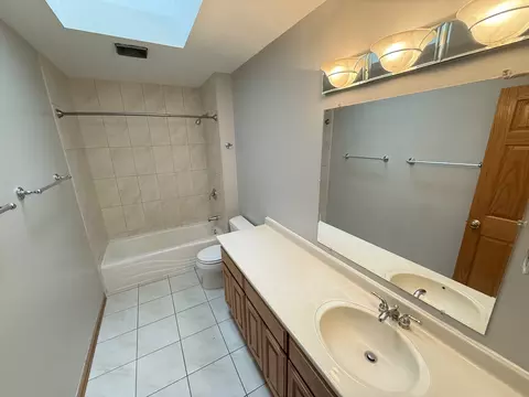Bath - 8516 Moody Ave, Burbank, IL 60459 photo 2 of 3