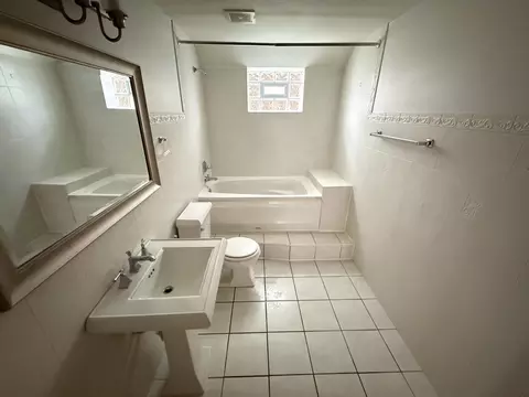 Bath - 8516 Moody Ave, Burbank, IL 60459 photo 3 of 3