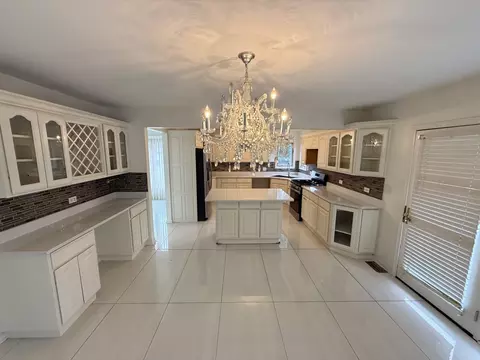 Kitchen - 8516 Moody Ave, Burbank, IL 60459 photo 2 of 2