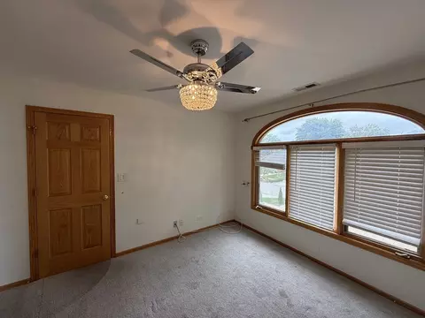 Bedroom - 8516 Moody Ave, Burbank, IL 60459 photo 2 of 3