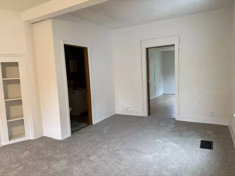 Living - 723 6th St, Peru, IL 61354 photo 3 of 5
