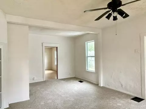 Living - 723 6th St, Peru, IL 61354 photo 5 of 5