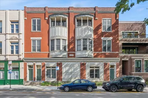 2057 N Racine Ave #2N, Chicago, IL 60614