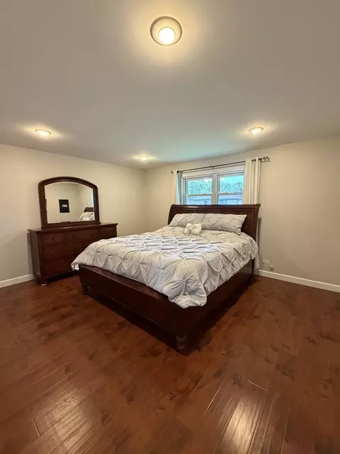 Bedroom - 15524 Lorel Ave, Oak Forest, IL 60452 photo 1 of 5