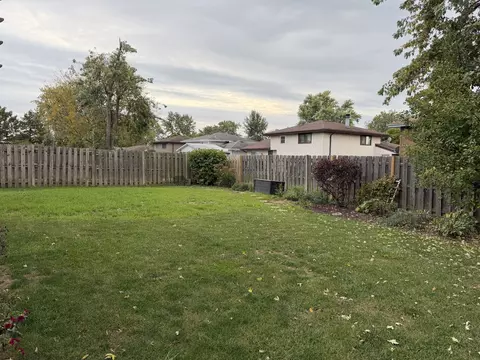 Exterior - 15524 Lorel Ave, Oak Forest, IL 60452 photo 3 of 3