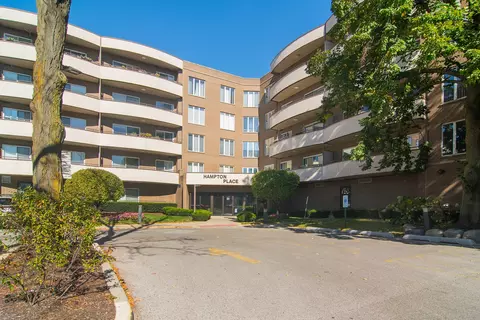 7201 N Lincoln Ave #315, Lincolnwood, IL 60712