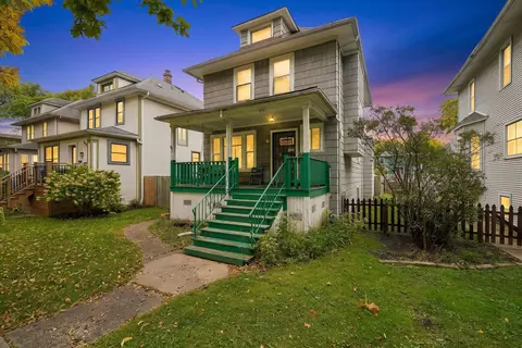 841 S Harvey Ave, Oak Park, IL 60304