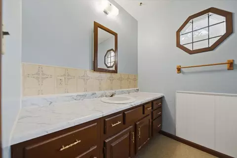 Bath - 310 E 3rd St, Rock Falls, IL 61071 photo 2 of 3