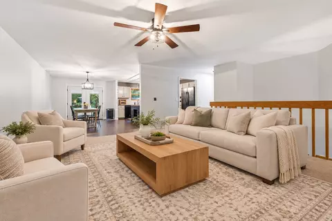 Living - 36348 N Wesley Rd, Ingleside, IL 60041 photo 3 of 4