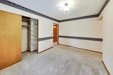 Bedroom - 3601 W Clover Ave, Mchenry, IL 60050 photo 1 of 7