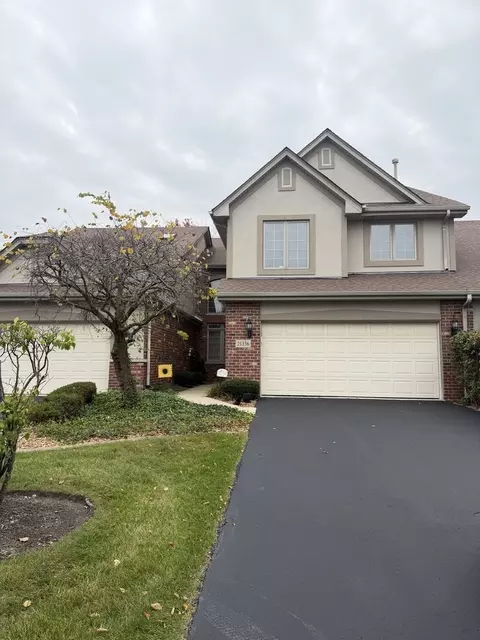 21336 Settlers Pond Dr, Frankfort, IL 60423