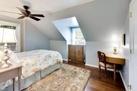 Bedroom - 314 S Wolf Rd, Des Plaines, IL 60016 photo 5 of 8