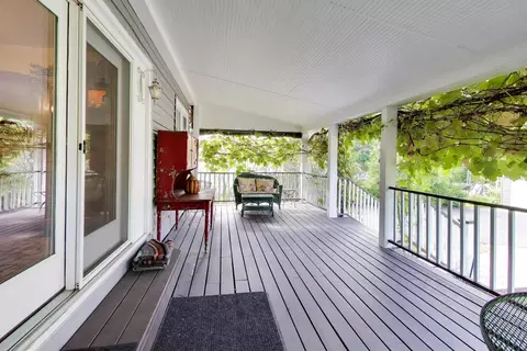 Exterior - 314 S Wolf Rd, Des Plaines, IL 60016 photo 6 of 15