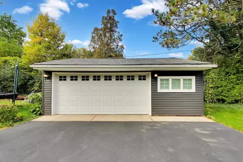 Exterior - 314 S Wolf Rd, Des Plaines, IL 60016 photo 15 of 15
