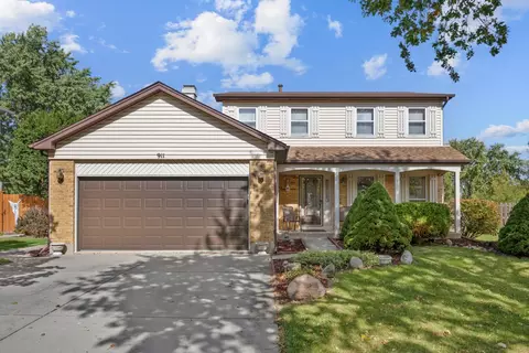 911 Wilma Ln, Elk Grove Village, IL 60007